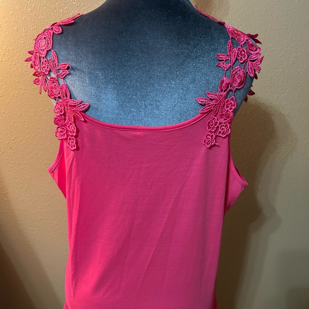 Vibrant Pink Floral Lace Women's Tank Top